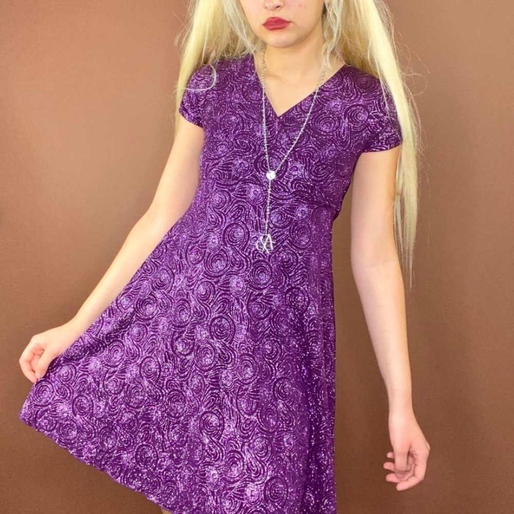 PURPLE SWIRL GLITTER SPARKLY WHIMSIGOTH PSYCHEDELIC TIE UP WAIST MINI DRESS - Picture 4 of 10